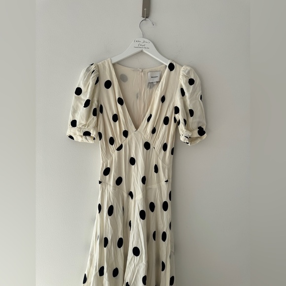 REFORMATION Naira Dress in Pluto Dot 4 - Picture 10 of 10